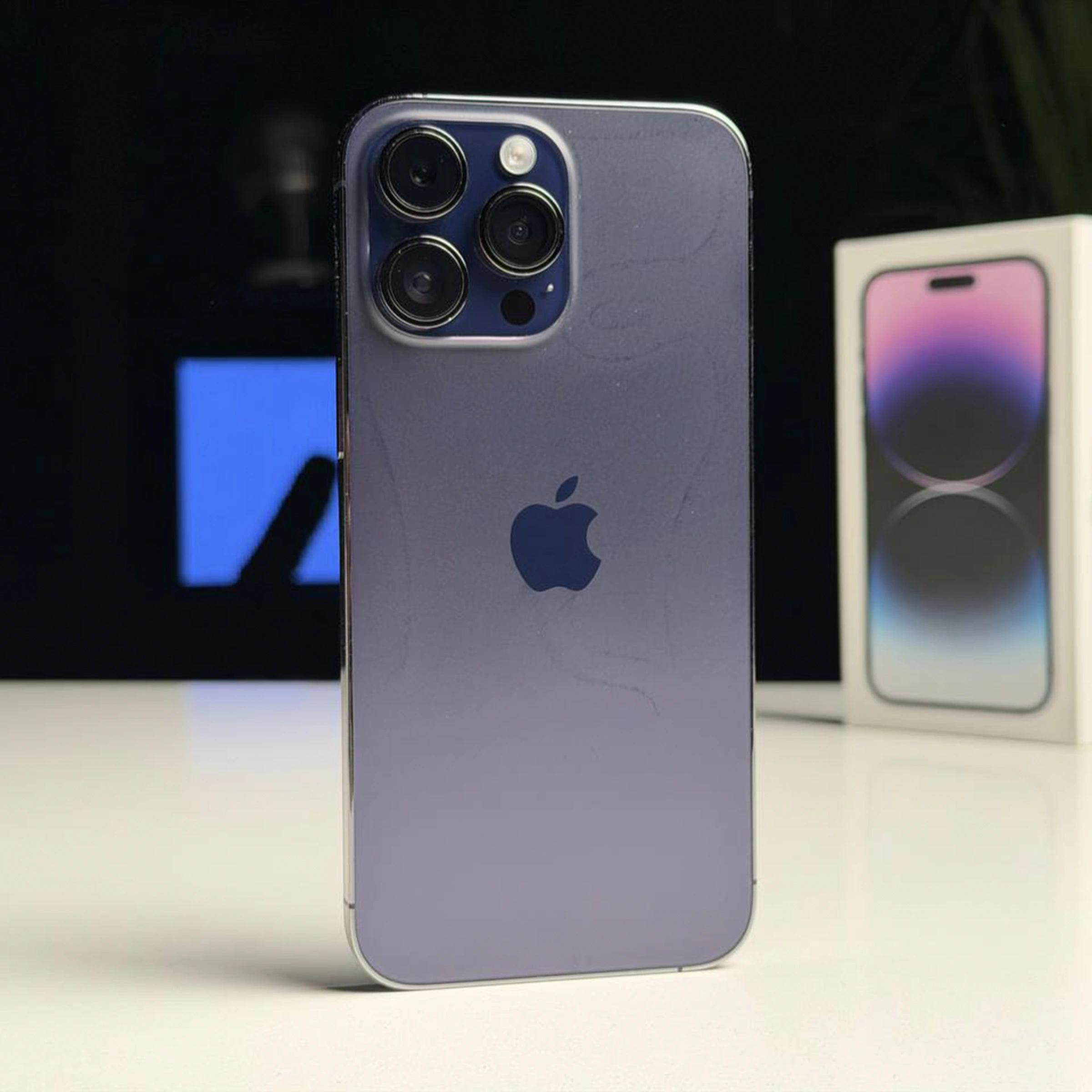 ВЖИВАНИЙ Б/У Apple iPhone 14 Pro Max 256GB Deep Purple (MQ9X3) - Состояние: удовлетворительный | Аккумулятор: 100% | Комплектация: полный | Гарантия: 3 мес. ВЖИВАНИЙ Б/У Apple iPhone 14 Pro Max 256GB Deep Purple (MQ9X3) - Состояние: удовлетворительный | Аккумулятор: 100% | Комплектация: полный | Гарантия: 3 мес.