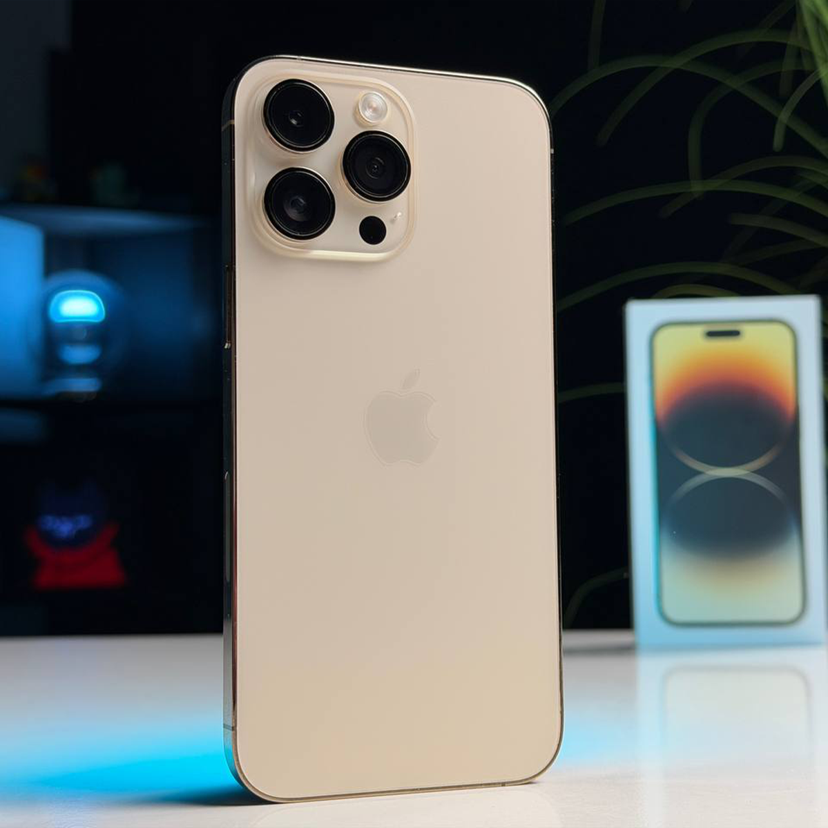 ВЖИВАНИЙ Б/У Apple iPhone 14 Pro Max 256GB Gold eSim (MQ8V3) - Состояние: хороший | Аккумулятор: 87% | Комплектация: полный | Гарантия: 3 мес.