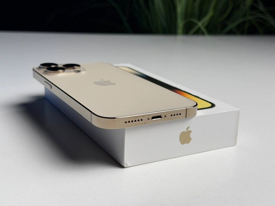 ВЖИВАНИЙ Б/У Apple iPhone 14 Pro Max 256GB Gold (MQ9W3) - Стан: ідеальний | Акумулятор: 100% | Комплектація: повний | Гарантія: 3 міс.