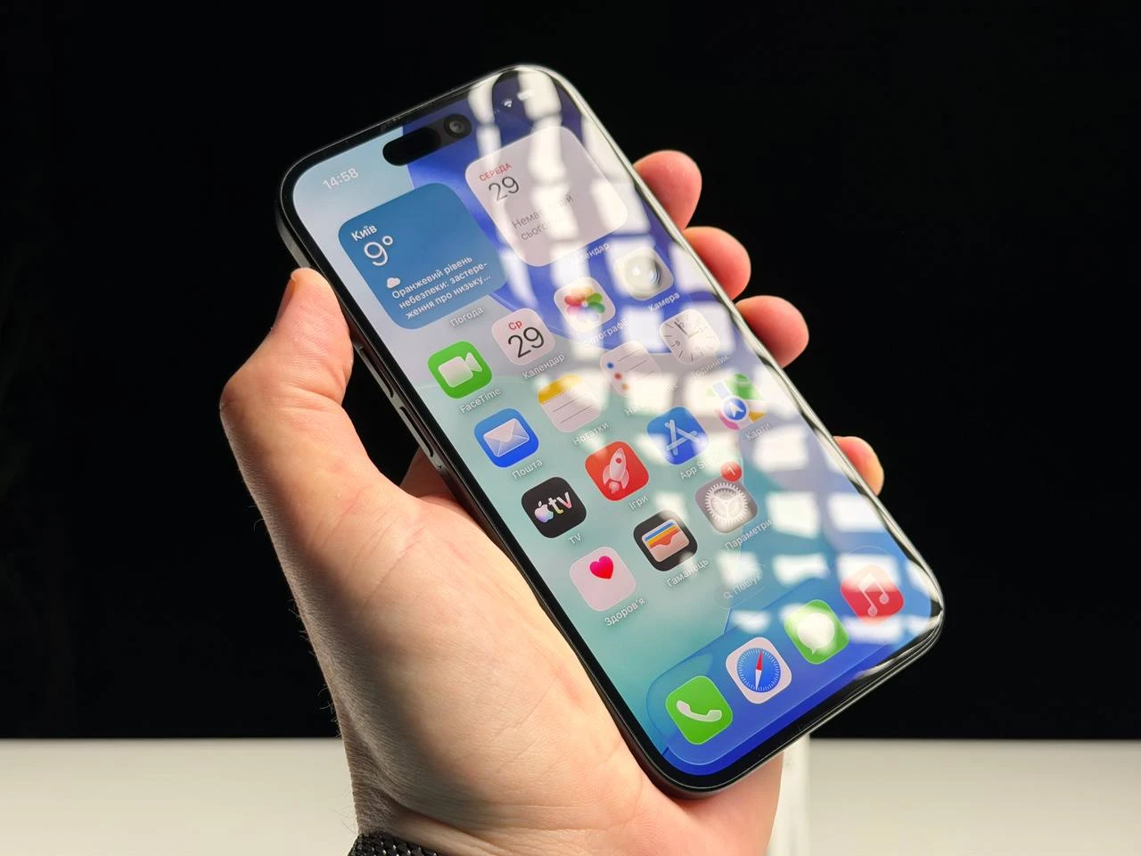 ВЖИВАНИЙ Б/У Apple iPhone 15 128GB Black (MTP03) - Состояние: хороший | Аккумулятор: 88% | Комплектация: полный | Гарантия: 3 мес.