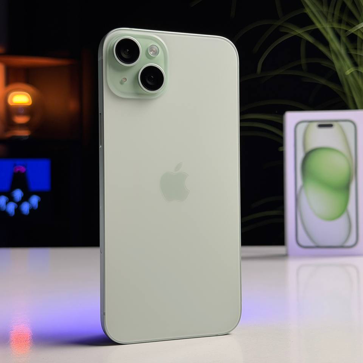 ВЖИВАНИЙ Б/У Apple iPhone 15 Plus 128GB Green eSim (MTXW3) - Стан: гарний | Акумулятор: 100% | Комплектація: повний | Гарантія: 3 міс.