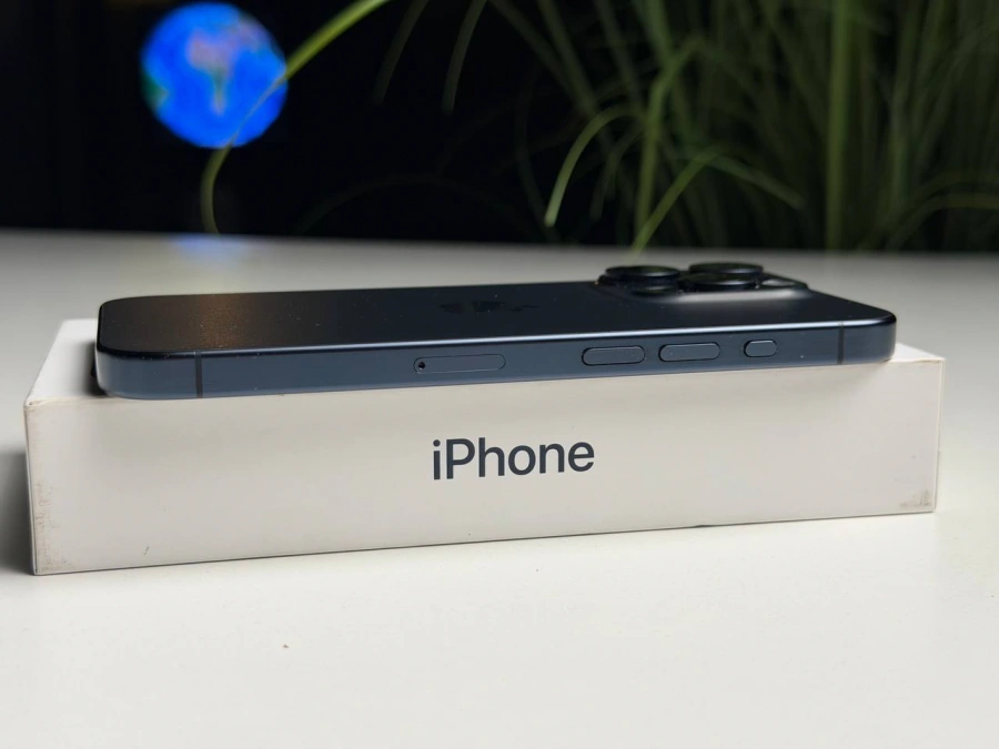 ВЖИВАНИЙ Б/У Apple iPhone 15 Pro 128GB Blue Titanium (MTV03) - Стан: гарний | Акумулятор: 100% | Комплектація: повний | Гарантія: 3 міс.