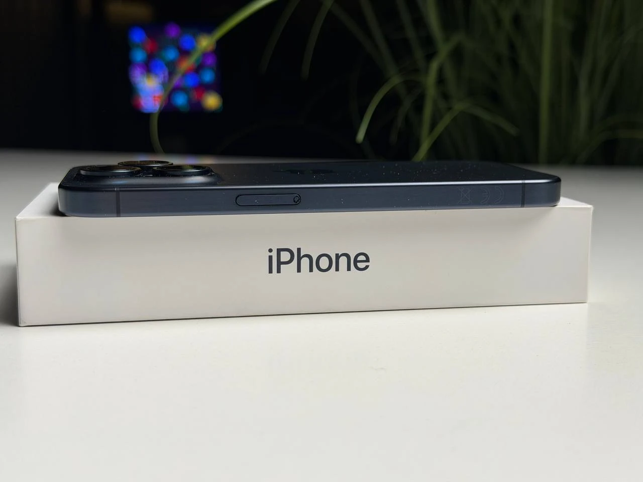 ВЖИВАНИЙ Б/У Apple iPhone 15 Pro 256GB Blue Titanium (MTV63) - Состояние: хороший | Аккумулятор: 100% | Комплектация: полный | Гарантия: 3 мес.