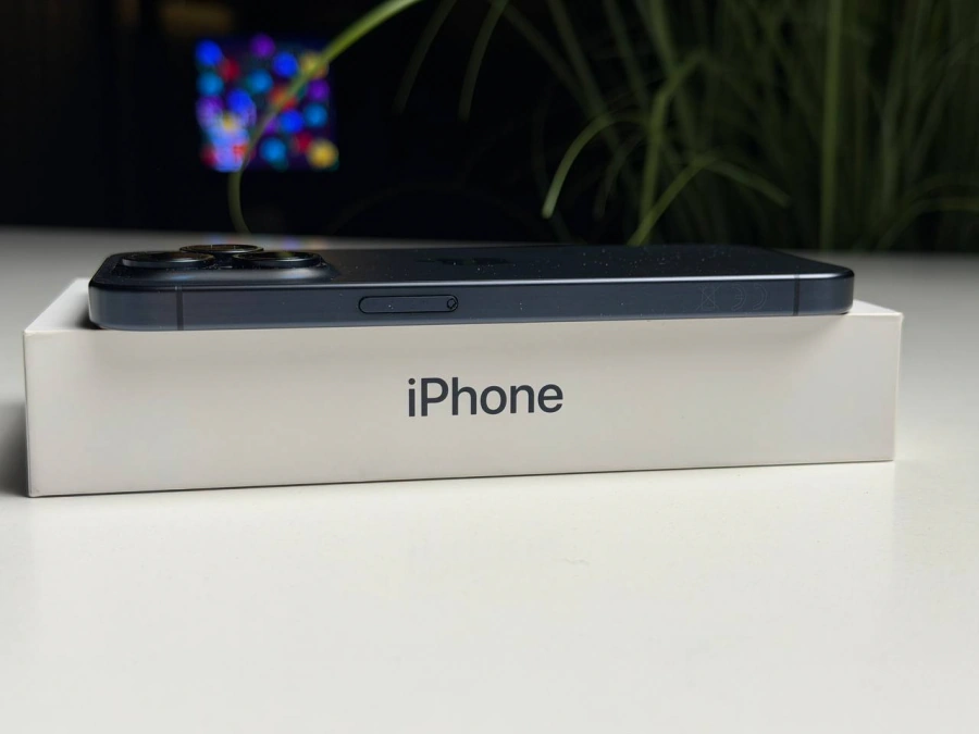 ВЖИВАНИЙ Б/У Apple iPhone 15 Pro 256GB Blue Titanium (MTV63) - Состояние: хороший | Аккумулятор: 100% | Комплектация: полный | Гарантия: 3 мес.