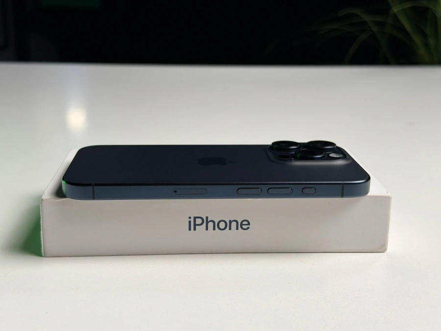 ВЖИВАНИЙ Б/У Apple iPhone 15 Pro 512GB Blue Titanium (MTVA3) - Стан: ідеальний | Акумулятор: 90% | Комплектація: повний | Гарантія: 3 міс.