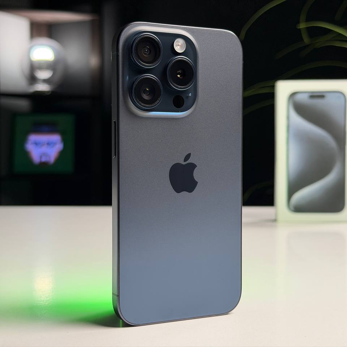 ВЖИВАНИЙ Б/У Apple iPhone 15 Pro 512GB Blue Titanium (MTVA3) - Стан: ідеальний | Акумулятор: 90% | Комплектація: повний | Гарантія: 3 міс.