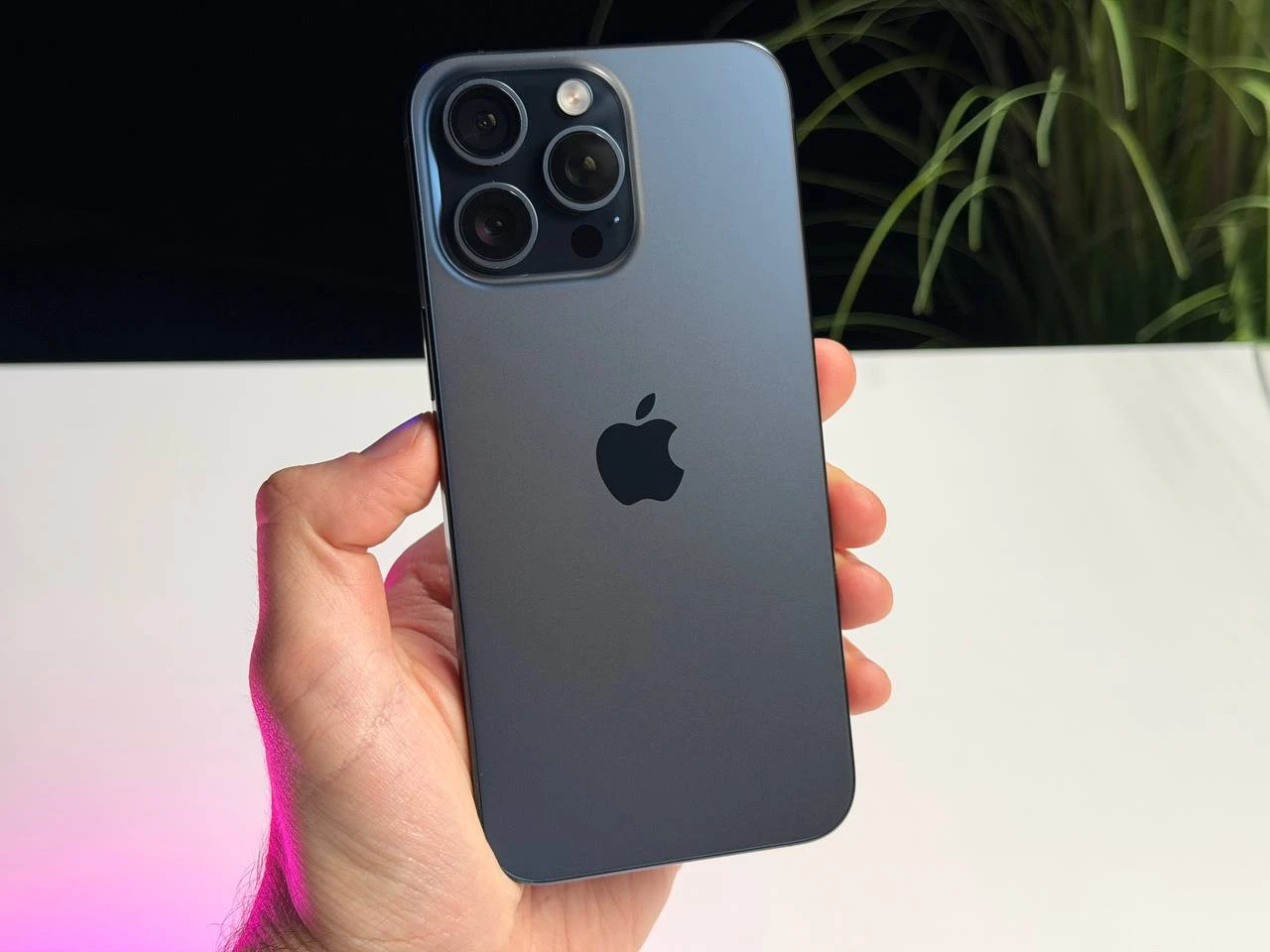 ВЖИВАНИЙ Б/У Apple iPhone 15 Pro Max 512GB Blue Titanium (MU7F3) - Стан: гарний | Акумулятор: 100% | Комплектація: iPhone, кабель | Гарантія: 3 міс.