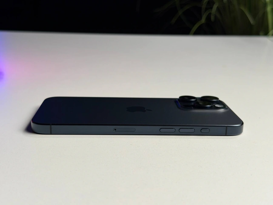 ВЖИВАНИЙ Б/У Apple iPhone 15 Pro Max 512GB Blue Titanium (MU7F3) - Стан: гарний | Акумулятор: 100% | Комплектація: iPhone, кабель | Гарантія: 3 міс.