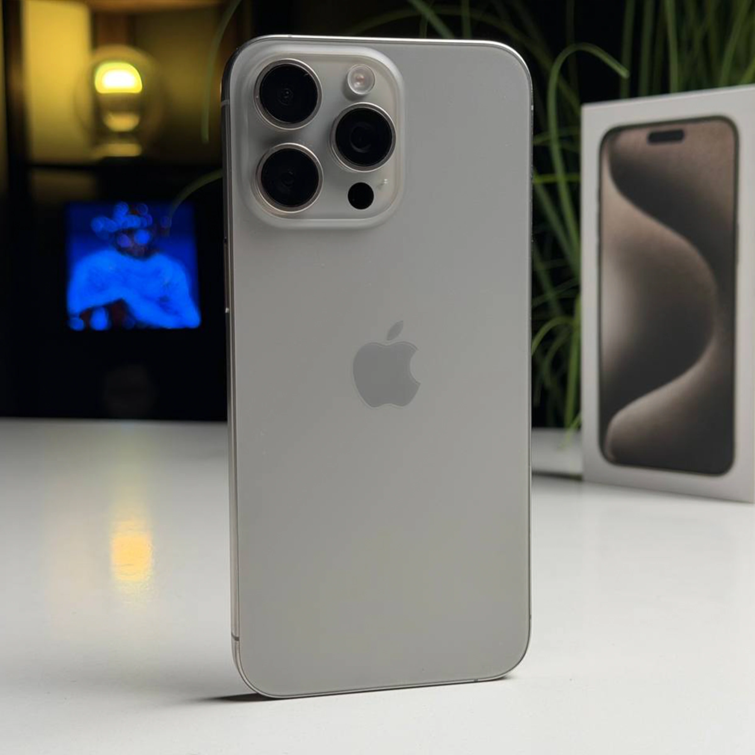 ВЖИВАНИЙ Б/У Apple iPhone 15 Pro Max 512GB Natural Titanium (MU7E3) - Состояние: хороший | Аккумулятор: 100% | Комплектация: полный | Гарантия: 3 мес.