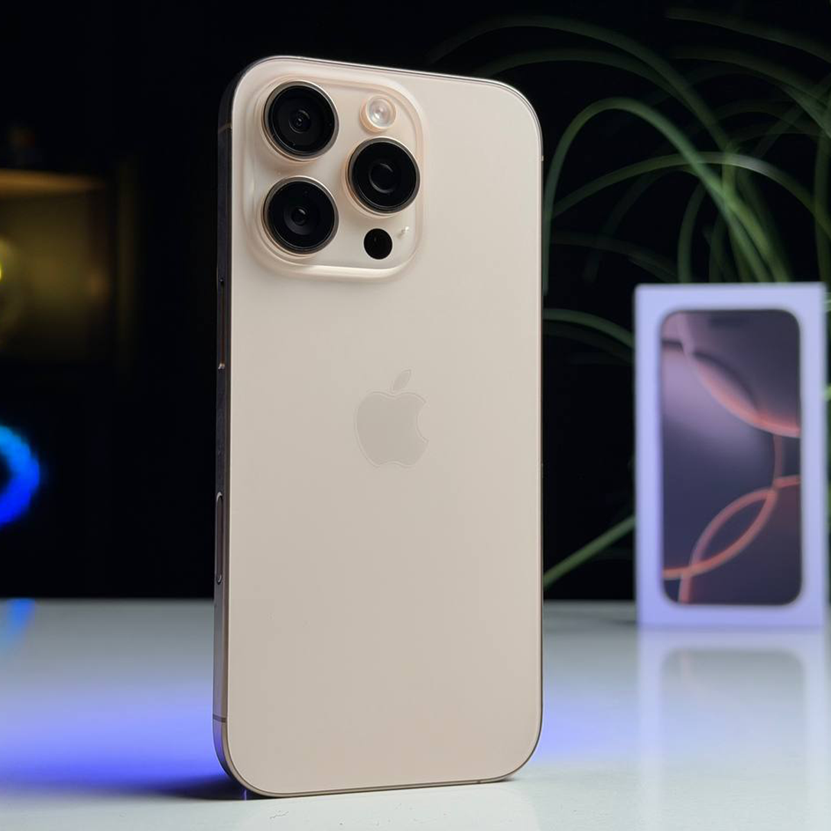 ВЖИВАНИЙ Б/У Apple iPhone 16 Pro 128GB Desert Titanium (MYNF3) - Стан: гарний | Акумулятор: 91% | Комплектація: повний | Гарантія: 3 міс.