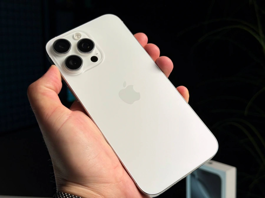 ВЖИВАНИЙ Б/У Apple iPhone 16 Pro Max 256GB White Titanium (MYWW3) - Стан: гарний | Акумулятор: 93% | Комплектація: повний | Гарантія: 3 міс.