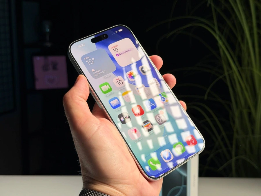 ВЖИВАНИЙ Б/У Apple iPhone 16 Pro Max 256GB White Titanium (MYWW3) - Стан: гарний | Акумулятор: 93% | Комплектація: повний | Гарантія: 3 міс.