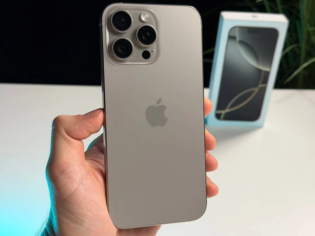 ВЖИВАНИЙ Б/У Apple iPhone 16 Pro Max 512GB Natural Titanium (MYX33) - Состояние: хороший | Аккумулятор: 97% | Комплектация: полный | Гарантия: 3 мес.