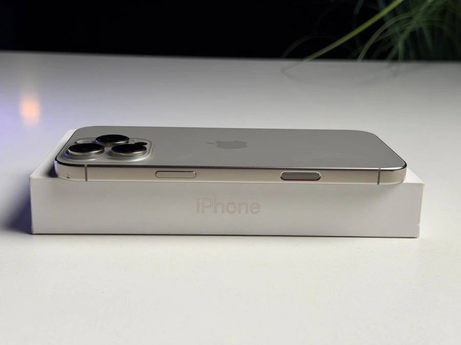 ВЖИВАНИЙ Б/У Apple iPhone 16 Pro Max 512GB Natural Titanium (MYX33) - Стан: гарний | Акумулятор: 91% | Комплектація: повний | Гарантія: 3 міс.