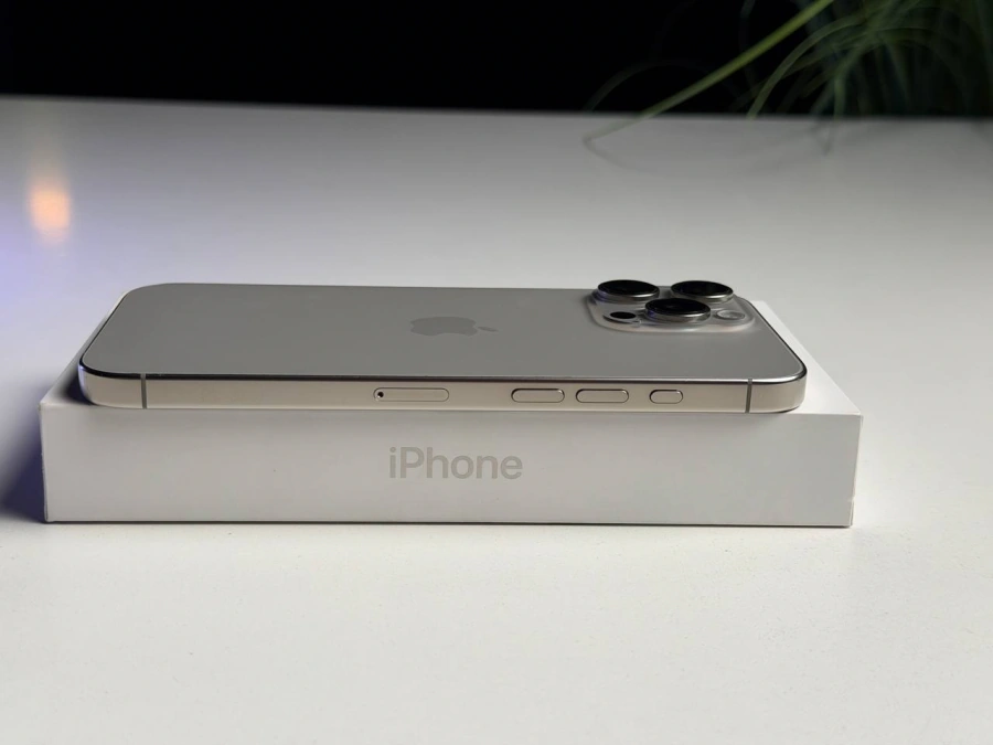 ВЖИВАНИЙ Б/У Apple iPhone 16 Pro Max 512GB Natural Titanium (MYX33) - Стан: гарний | Акумулятор: 91% | Комплектація: повний | Гарантія: 3 міс.