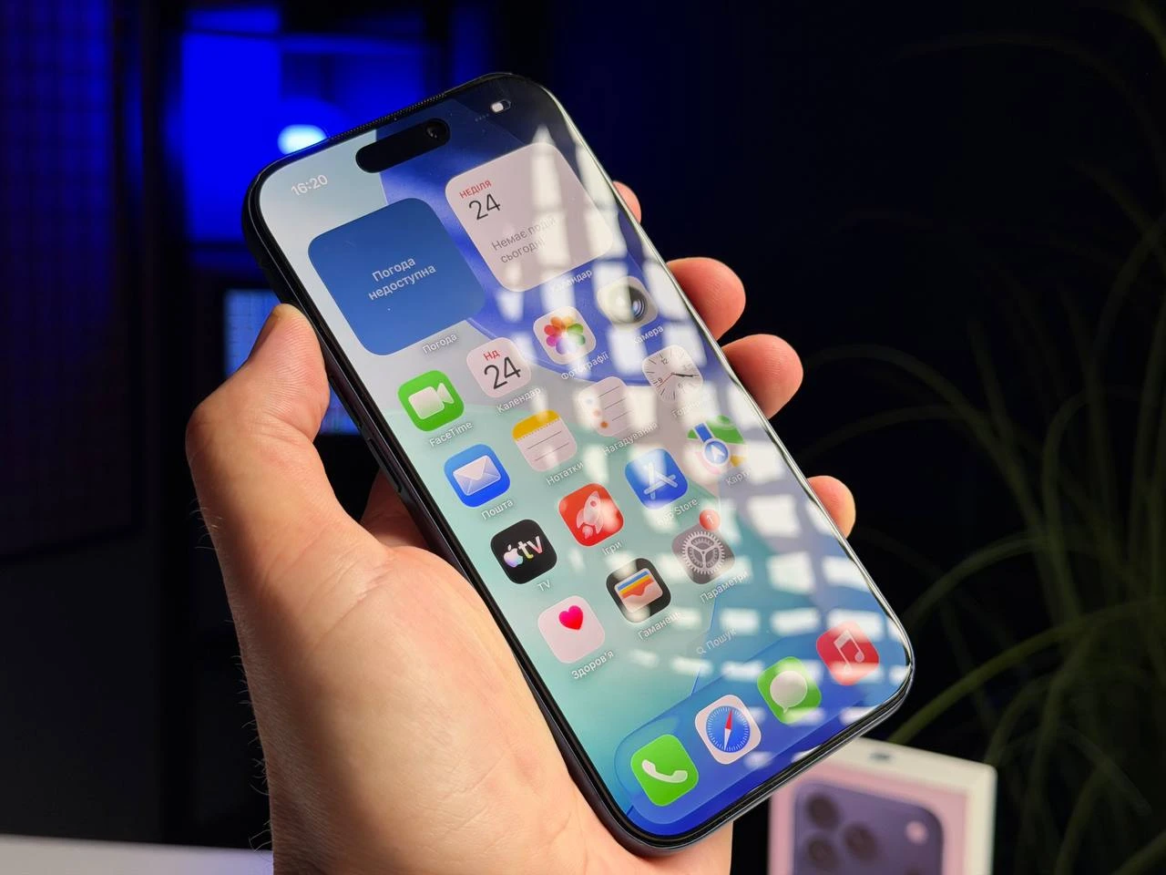ВЖИВАНИЙ Б/У Apple iPhone 17 Pro 1TB Deep Blue (MG8R4) - Стан: задовільний | Акумулятор: 98% | Комплектація: повний | Гарантія: 3 міс.