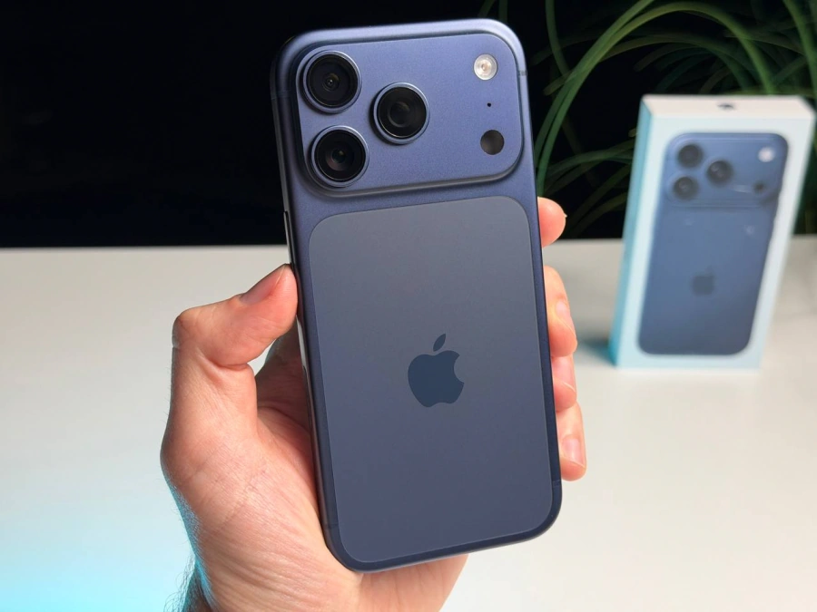ВЖИВАНИЙ Б/У Apple iPhone 17 Pro 512GB Deep Blue (MG8N4) - Стан: гарний | Акумулятор: 100% | Комплектація: повний | Гарантія: 3 міс.