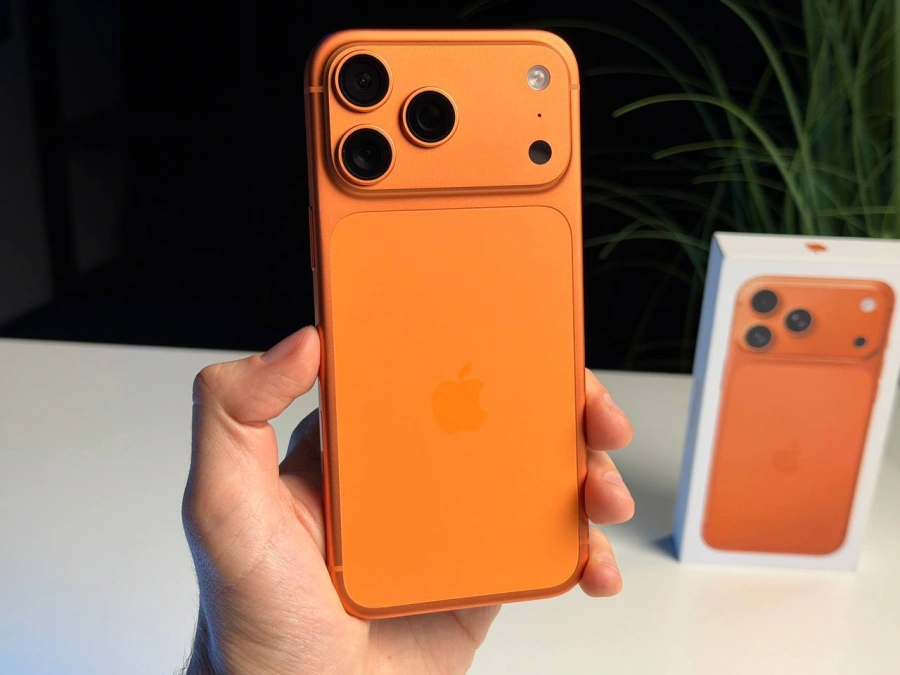 ВИТРИННЫЙ Apple iPhone 17 Pro Max 256GB Cosmic Orange (MFYN4) - Состояние: идеальный | Аккумулятор: 100% | Комплектация: полный | Гарантия: 6 мес.