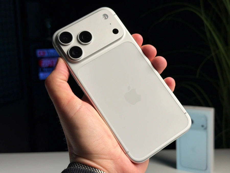 ВЖИВАНИЙ Б/У Apple iPhone 17 Pro Max 256GB eSim Silver (MFXG4, MFY84) - Состояние: хороший | Аккумулятор: 100% | Комплектация: полный | Гарантия: 3 мес.