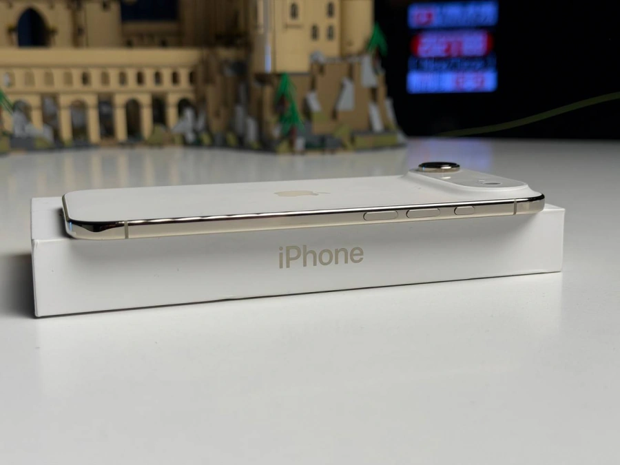 ВЖИВАНИЙ Б/У Apple iPhone Air 256GB Light Gold (MG2N4, MG1A4, MG294) - Стан: гарний | Акумулятор: 100% | Комплектація: повний | Гарантія: 3 міс.