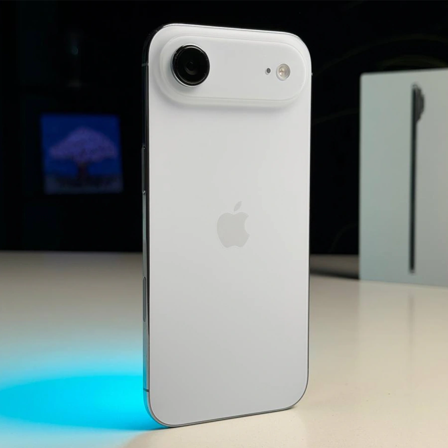 ВЖИВАНИЙ Б/У Apple iPhone Air 256GB Sky Blue (MG2P4, MG1D4, MG2A4) - Состояние: хороший | Аккумулятор: 100% | Комплектация: полный | Гарантия: 3 мес.