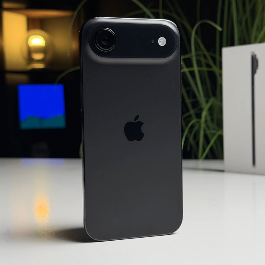 ВІТРИННИЙ Apple iPhone Air 256GB Space Black (MG2L4, MG184, MG274) - Стан: ідеальний | Акумулятор: 100% | Комплектація: повний + скло NEU Chatel | Гарантія: 6 міс.