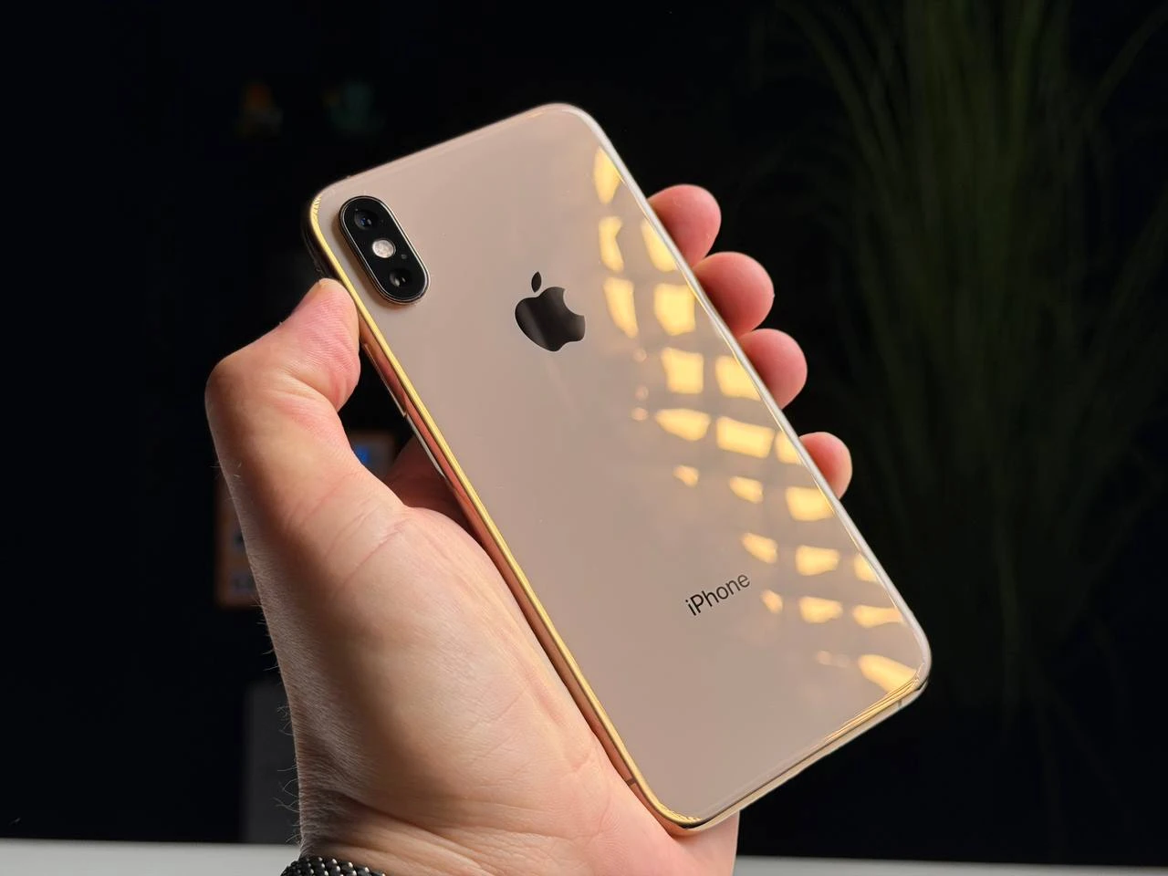 ВЖИВАНИЙ Б/У Apple iPhone XS 256GB Gold (MT9K2) - Состояние: хороший | Аккумулятор: 100% | Комплектация: iPhone, кабель | Гарантия: 3 мес.