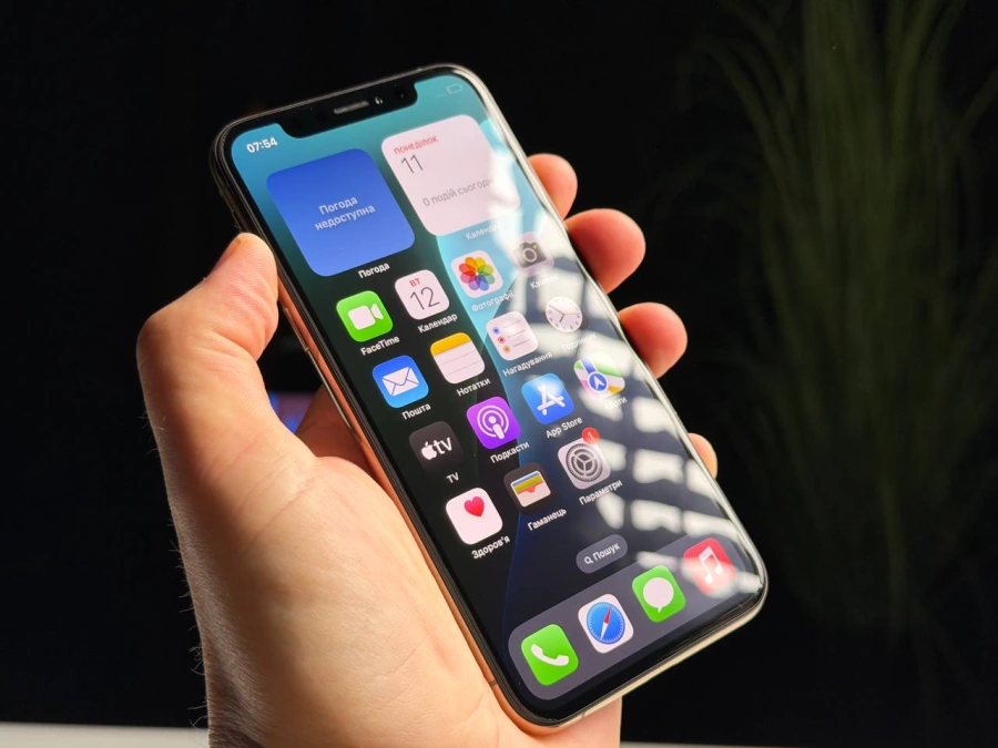 ВЖИВАНИЙ Б/У Apple iPhone XS 256GB Gold (MT9K2) - Состояние: хороший | Аккумулятор: 100% | Комплектация: iPhone, кабель | Гарантия: 3 мес.