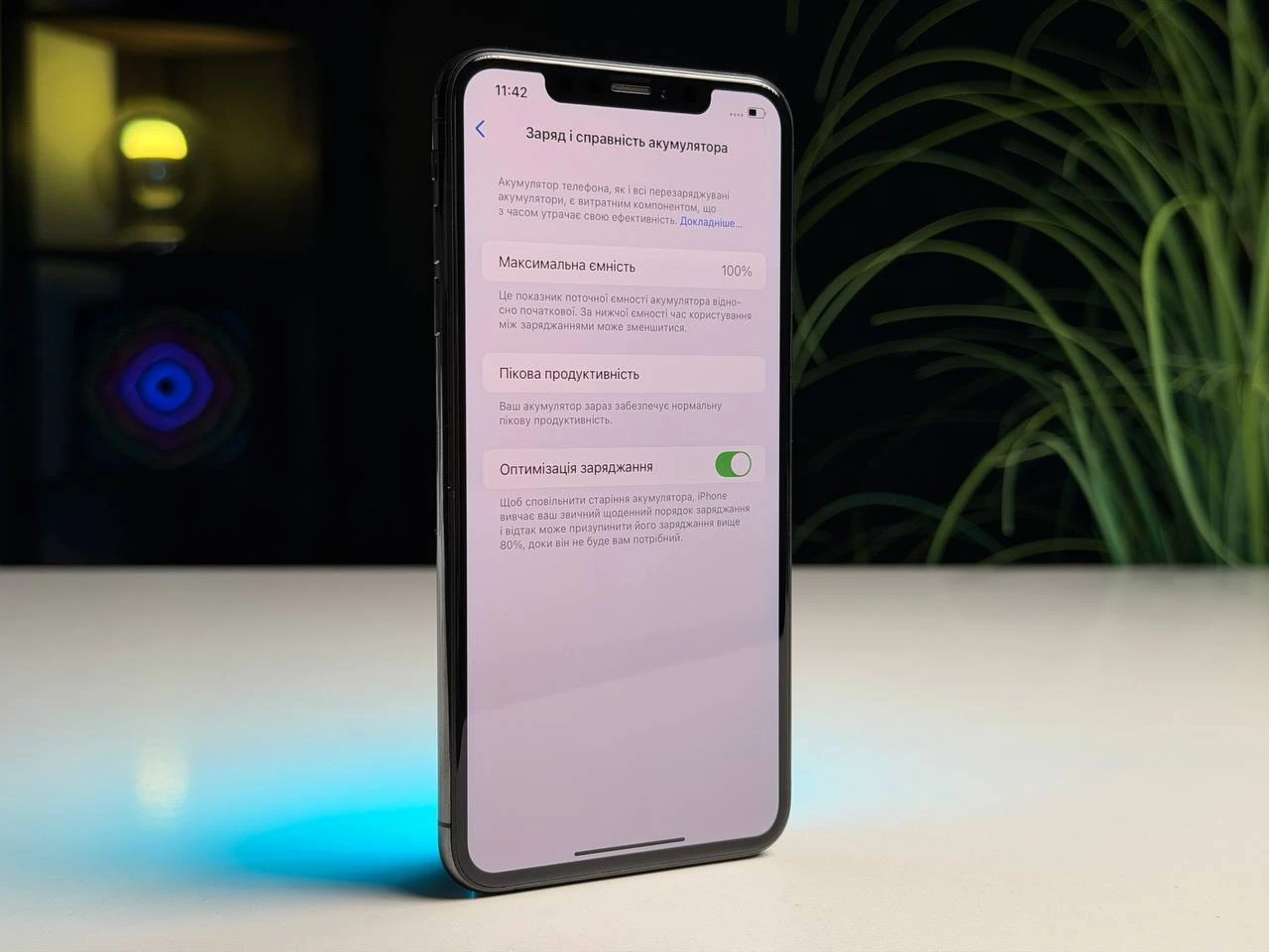 ВЖИВАНИЙ Б/У Apple iPhone XS Max 256GB Space Gray (MT682) - Состояние: хороший | Аккумулятор: 100% | Комплектация: iPhone, кабель | Гарантия: 3 мес.
