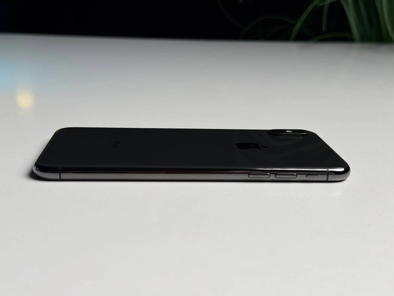 ВЖИВАНИЙ Б/У Apple iPhone XS Max 256GB Space Gray (MT682) - Состояние: хороший | Аккумулятор: 100% | Комплектация: iPhone, кабель | Гарантия: 3 мес.