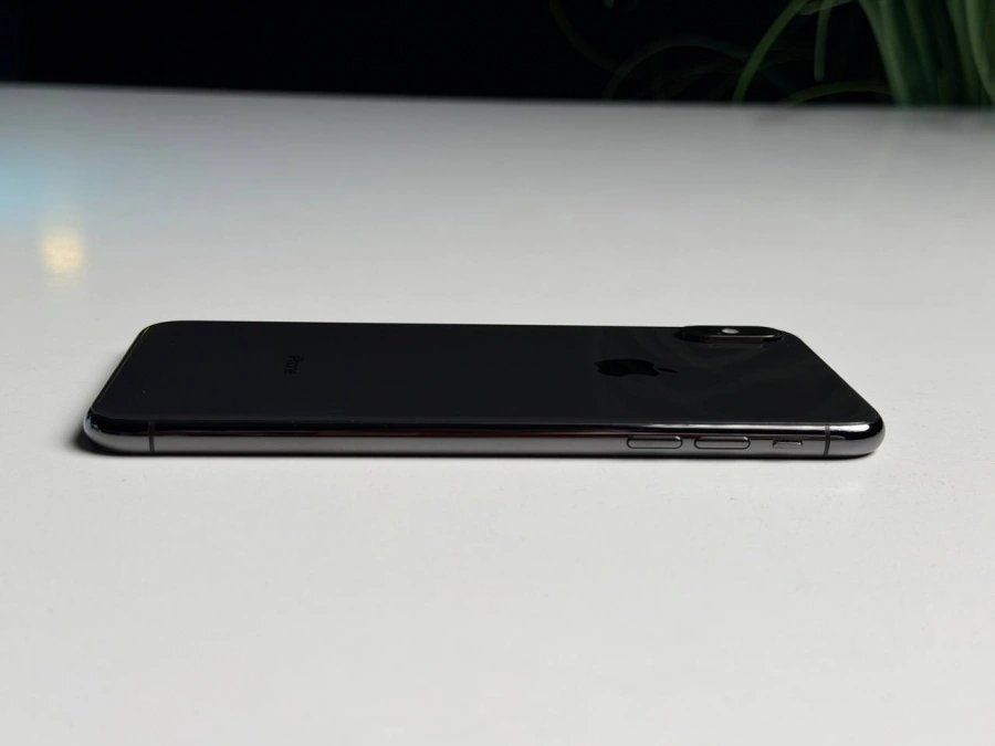 ВЖИВАНИЙ Б/У Apple iPhone XS Max 256GB Space Gray (MT682) - Состояние: хороший | Аккумулятор: 100% | Комплектация: iPhone, кабель | Гарантия: 3 мес.