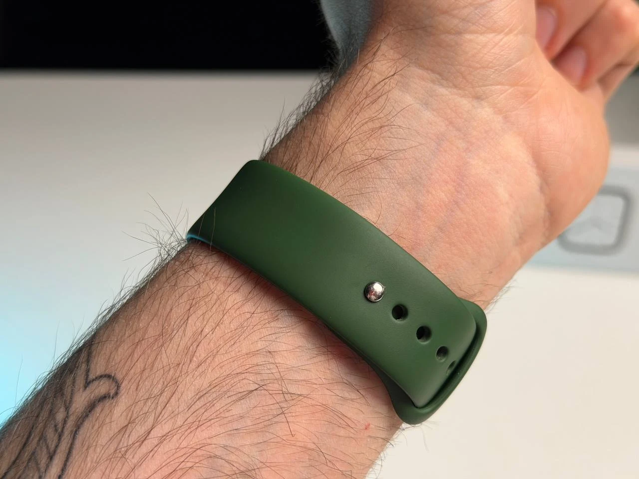 ВЖИВАНИЙ Б/У Apple Watch Series 7 GPS 45mm Starlight Aluminum Case with Starlight Sport Band (MKN63) - Стан: гарний | Акумулятор: 100% | Комплектація: повний | Гарантія: 3 міс.