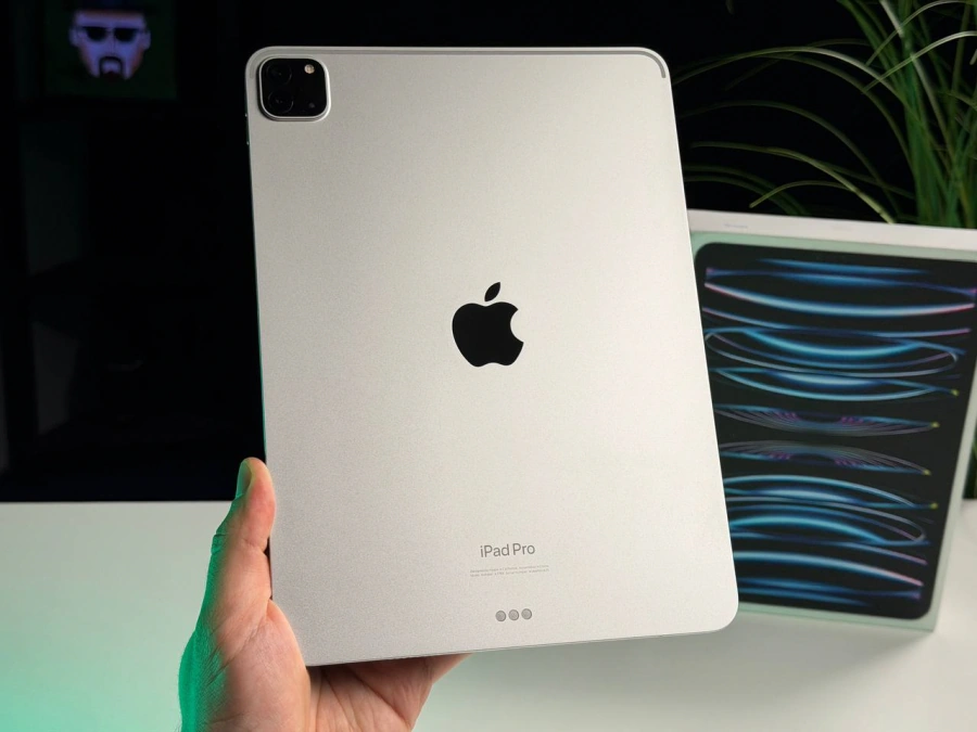 ВЖИВАНИЙ Б/У iPad Pro 11" 2022 Wi-Fi 128GB Silver (MNXE3) - Стан: гарний | Акумулятор: 90% | Комплектація: повний | Гарантія: 3 міс.