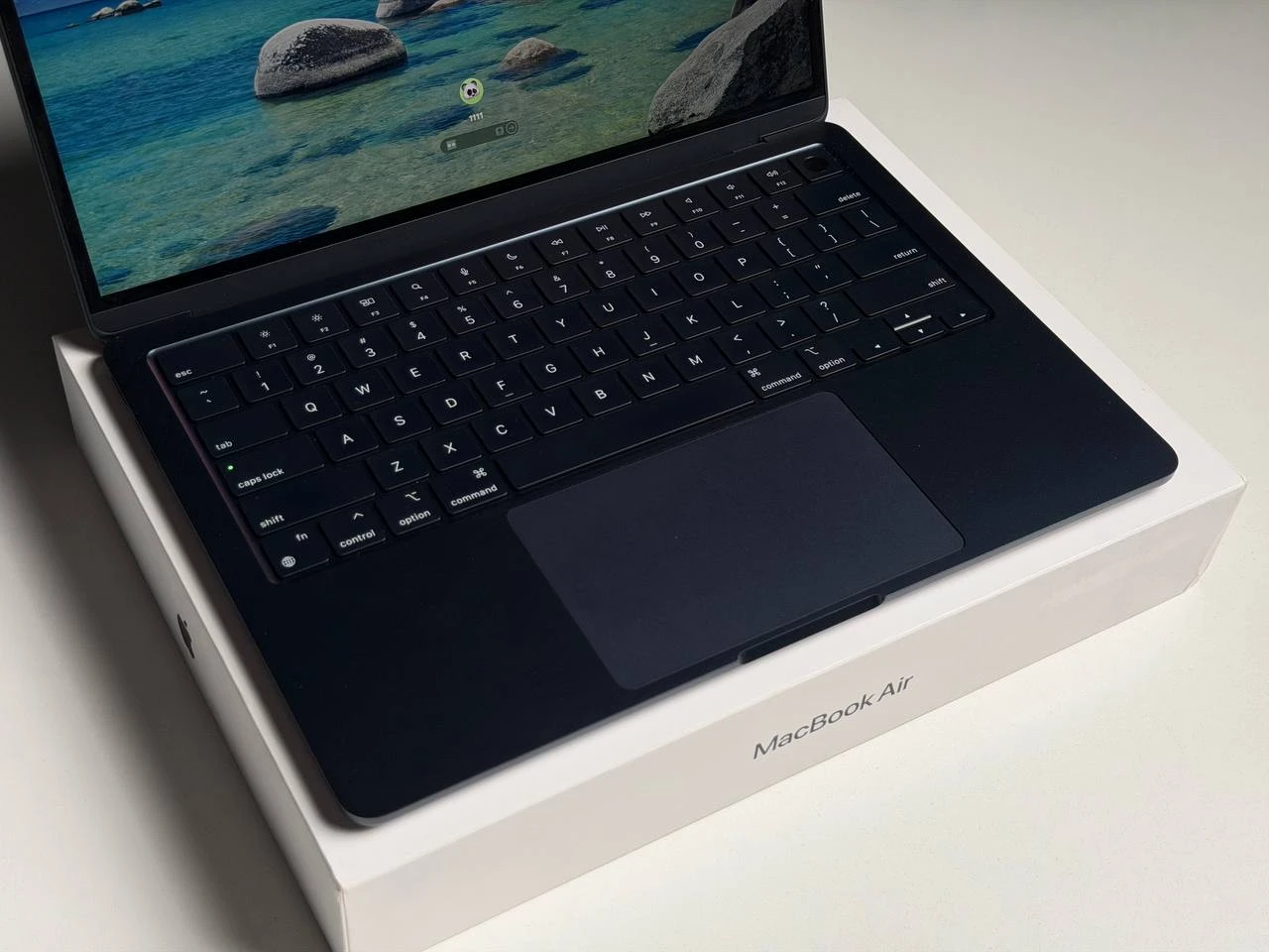 ВЖИВАНИЙ Б/У MacBook Air 13" M3/8CPU/10GPU/24GB/1TB Midnight 2024 (Z1BC00148) - Состояние: хороший | Аккумулятор: 99% | Комплектация: полный | Гарантия: 3 мес.