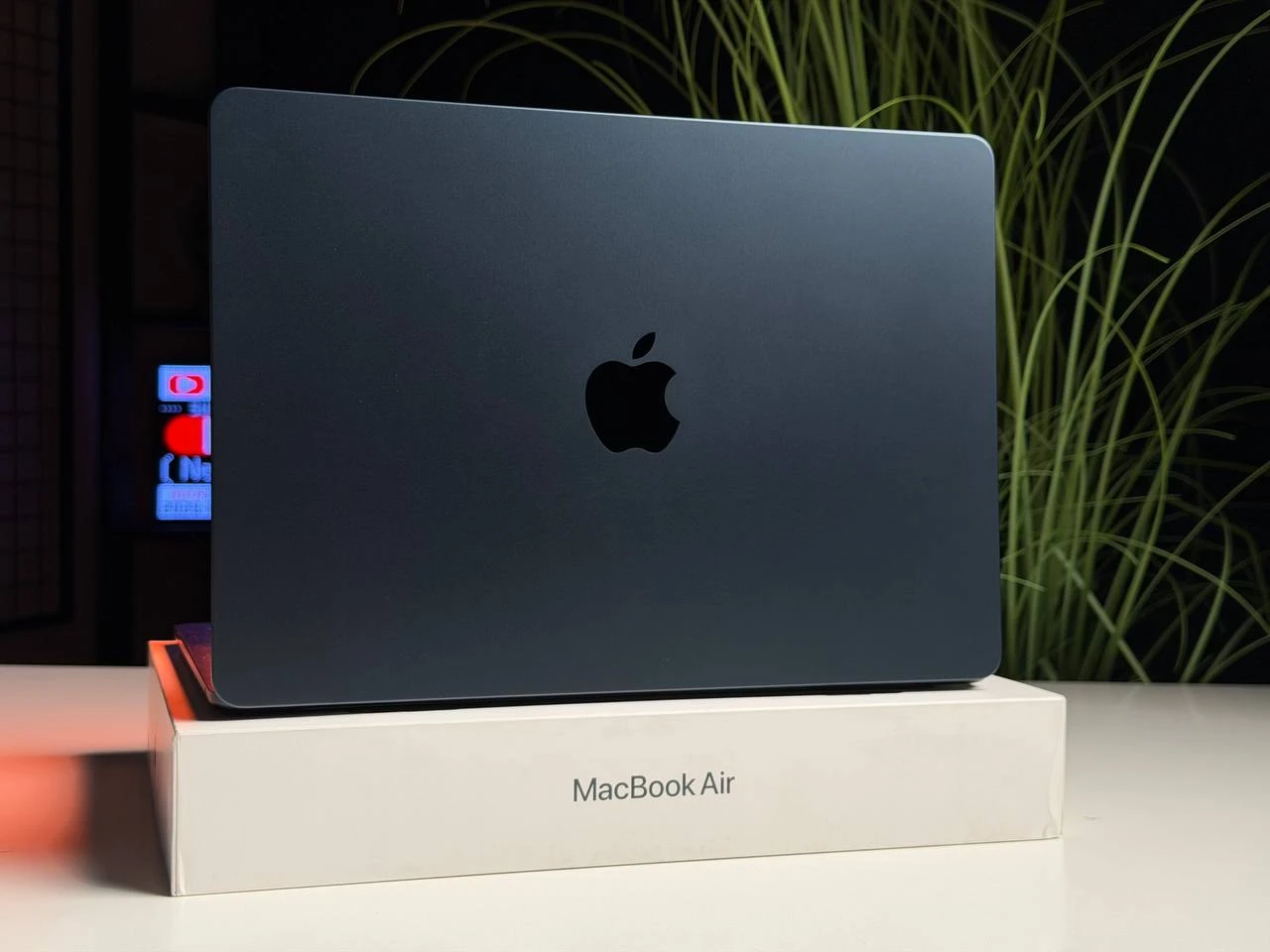 ВЖИВАНИЙ Б/У MacBook Air 13" M3/8CPU/10GPU/24GB/1TB Midnight 2024 (Z1BC00148) - Состояние: хороший | Аккумулятор: 99% | Комплектация: полный | Гарантия: 3 мес.