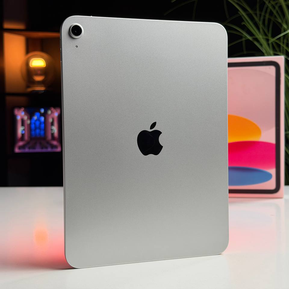 ВИТРИННЫЙ Планшет Apple iPad 11" [А16] 2025 Wi-Fi 128GB Silver (MD3Y4) - Состояние: хороший | Аккумулятор: 100% | Комплектация: полный | Гарантия: 3 мес.