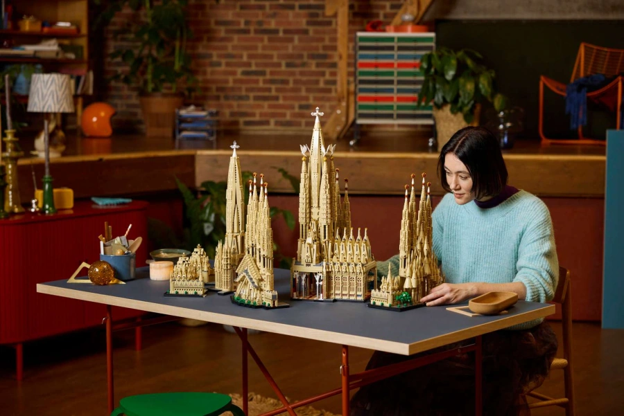 Блоковий конструктор LEGO Architecture Саґрада Фамілія (21065)