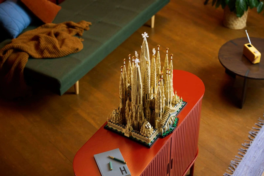 Блоковий конструктор LEGO Architecture Саґрада Фамілія (21065)