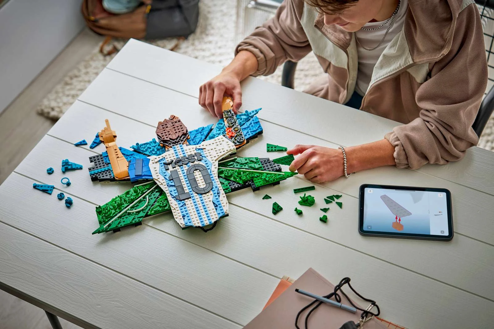 Блоковий конструктор LEGO Editions Ліонель Мессі - святкування (43018)