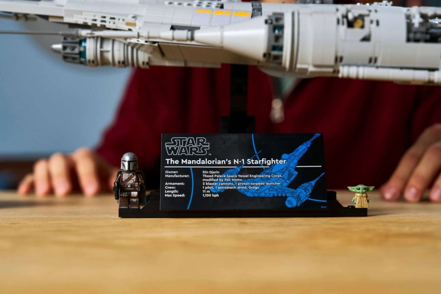 Блоковый конструктор LEGO Star Wars Мандалорский звездный истребитель N-1 (75442)