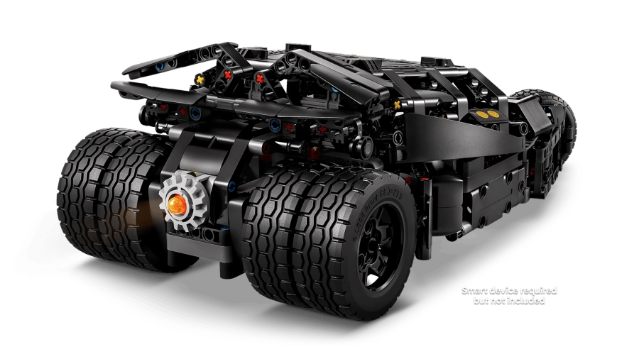 Блоковий конструктор LEGO Technic Batmobile Tumbler (42239)