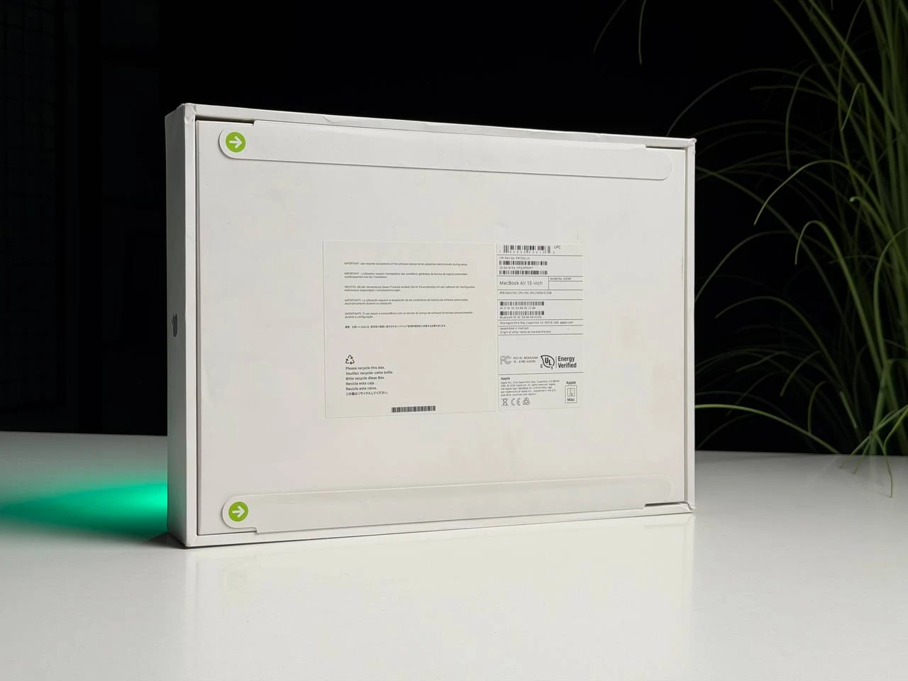 CPO MacBook Air 13" 2025 M4/10CPU/10GPU/16GB/512GB Midnight (MW133, FW133) - Стан: новий | Акумулятор: 100% | Комплектація: повний | Гарантія: 3 міс.