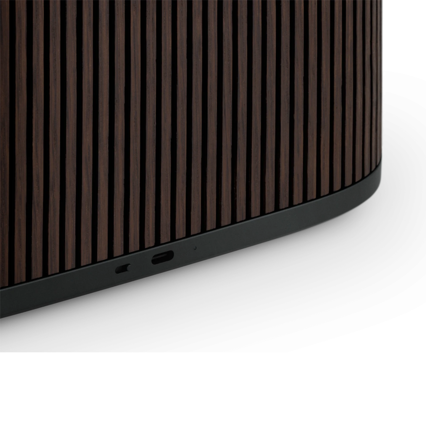 Колонка Bang & Olufsen Beosound A5 - Dark Oak (1254100)