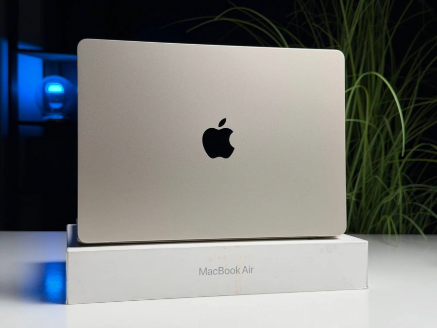 ВЖИВАНИЙ Б/У MacBook Air 13" M3/8CPU/8GPU/8GB/256GB Starlight 2024 (MRXT3) - Состояние: хорошее | Аккумулятор: 100% | Комплектация: полный | Гарантия: 3 мес.