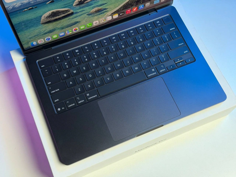 OPEN BOX Apple MacBook Pro 14" M5/10CPU/10GPU/24GB/1TB Space Black 2025 (MDE34) - Состояние: идеальное | Аккумулятор: 100% | Комплектация: полный | Гарантия: 3 мес.