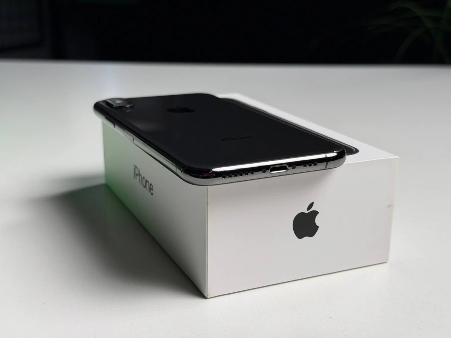 ВЖИВАНИЙ Б/У Apple iPhone XS 512GB Space Gray (MT9L2) - Стан: гарний | Акумулятор: 85% | Комплектація: повний | Гарантія: 3 міс.