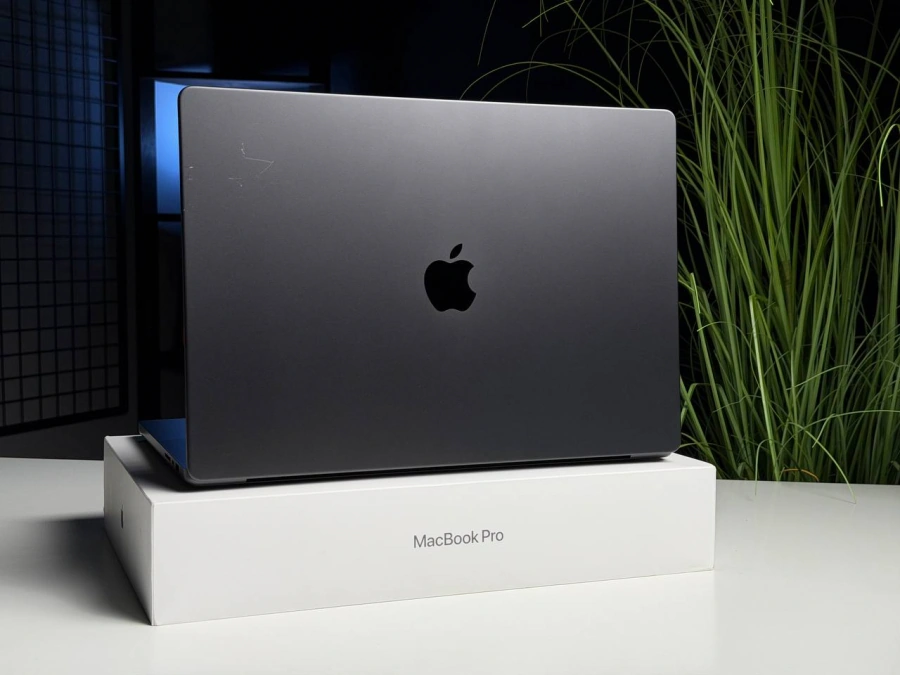 ВЖИВАНИЙ Б/У Apple MacBook Pro 16" M4 Pro/14CPU/20GPU/24GB/512GB Space Black 2024 (MX2X3) - Стан: гарний | Акумулятор: 99% | Комплектація: повний | Гарантія: 3 міс.