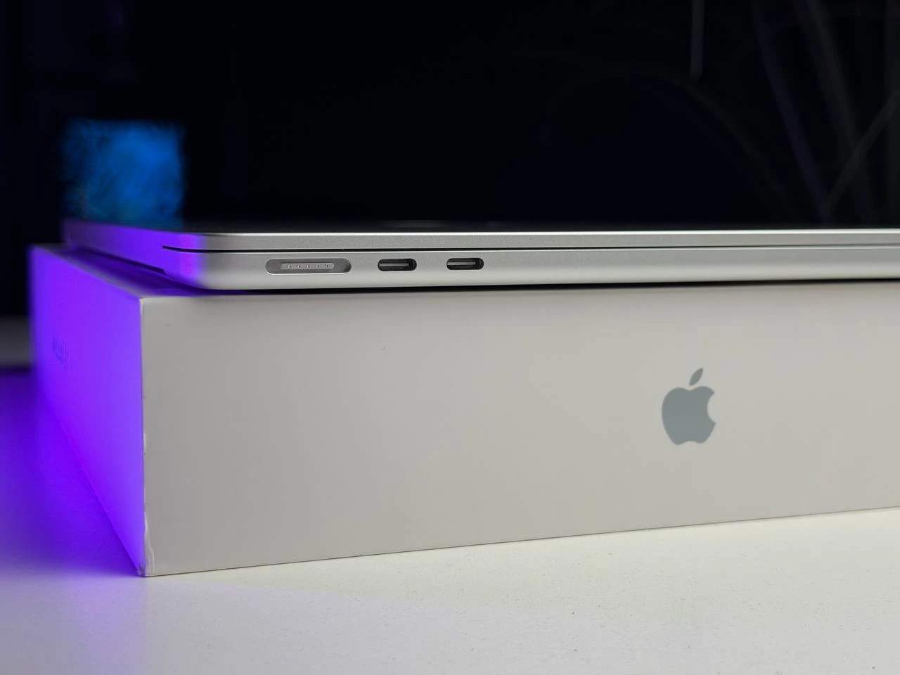 ВЖИВАНИЙ Б/У MacBook Air 13.6" M2/8CPU/10GPU/8GB/512GB Silver 2022 (MLY03) - Состояние: хорошее | Аккумулятор: 100% | Комплектация: полный | Гарантия: 3 мес.