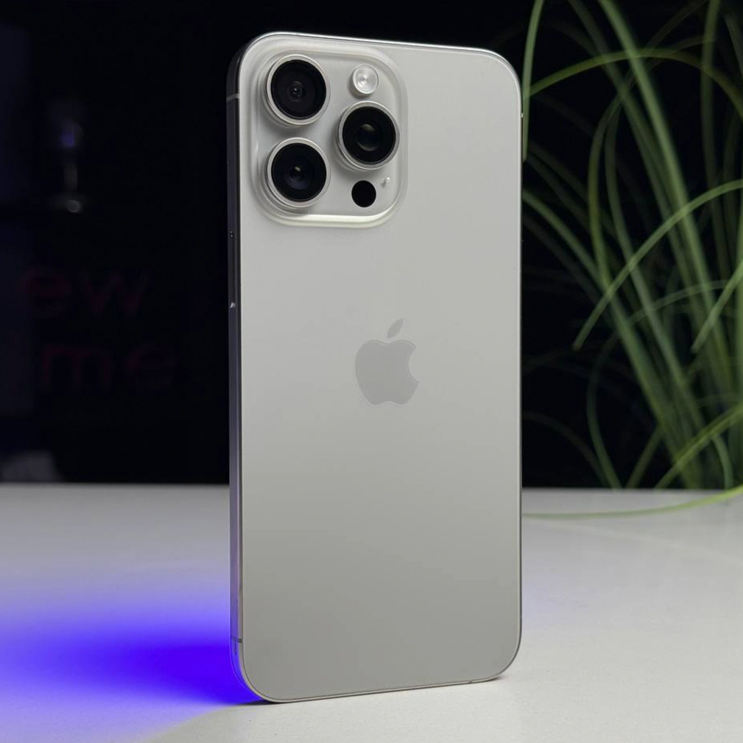ВЖИВАНИЙ Б/У Apple iPhone 15 Pro Max 256GB Natural Titanium (MU793) - Состояние: хороший | Аккумулятор: 100% | Комплектация: iPhone, кабель | Гарантія: 3 мес.