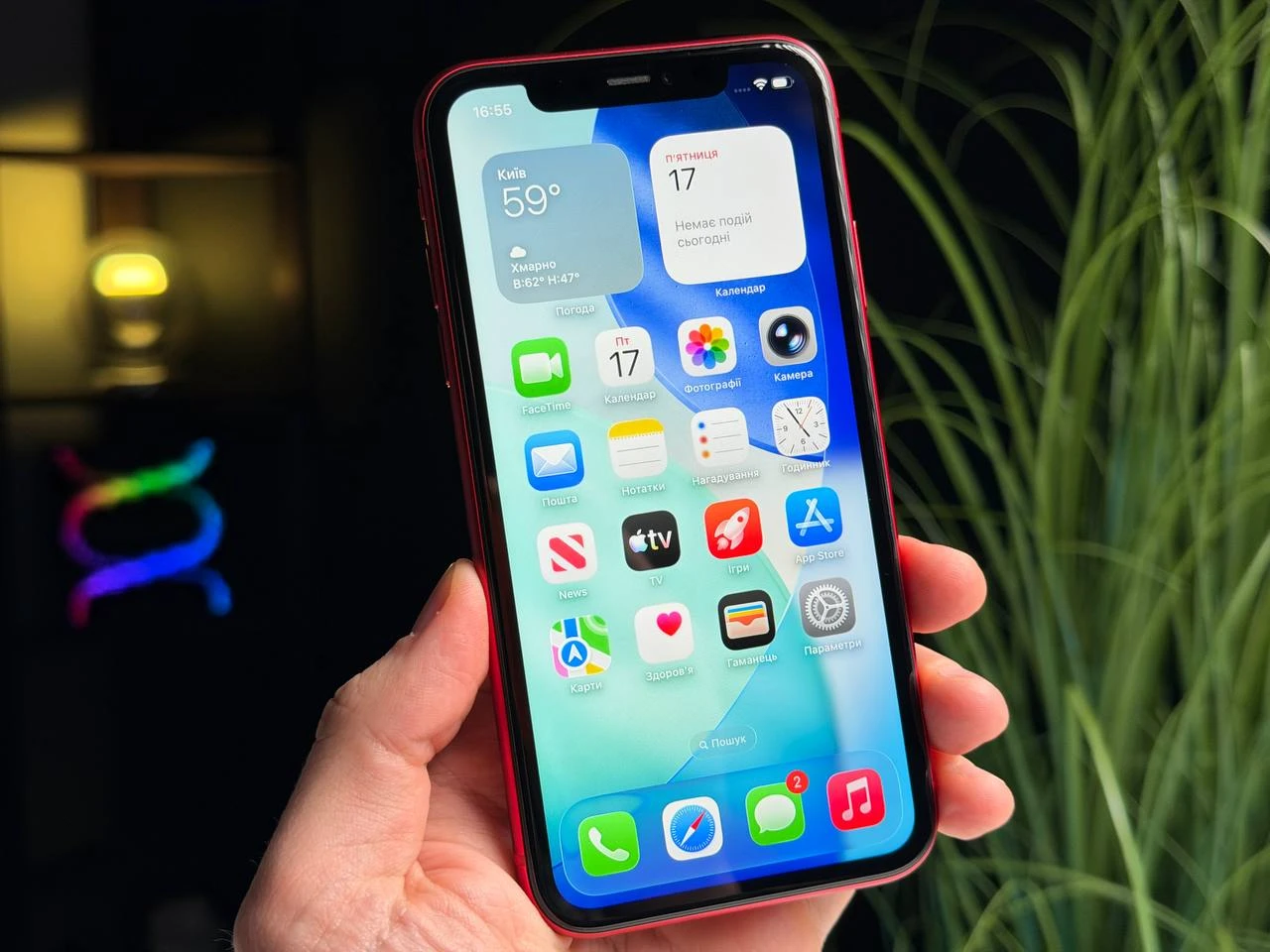 ВЖИВАНИЙ Б/У Apple iPhone 11 128GB Product (RED) (MHD03, MHDK3) - Состояние: хороший | Аккумулятор: 100% | Комплектация: iPhone, кабель | Гарантия: 3 мес.
